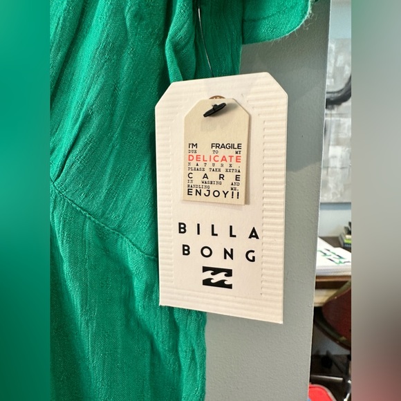 BNWT Billabong JetSet Dress - Picture 2 of 5